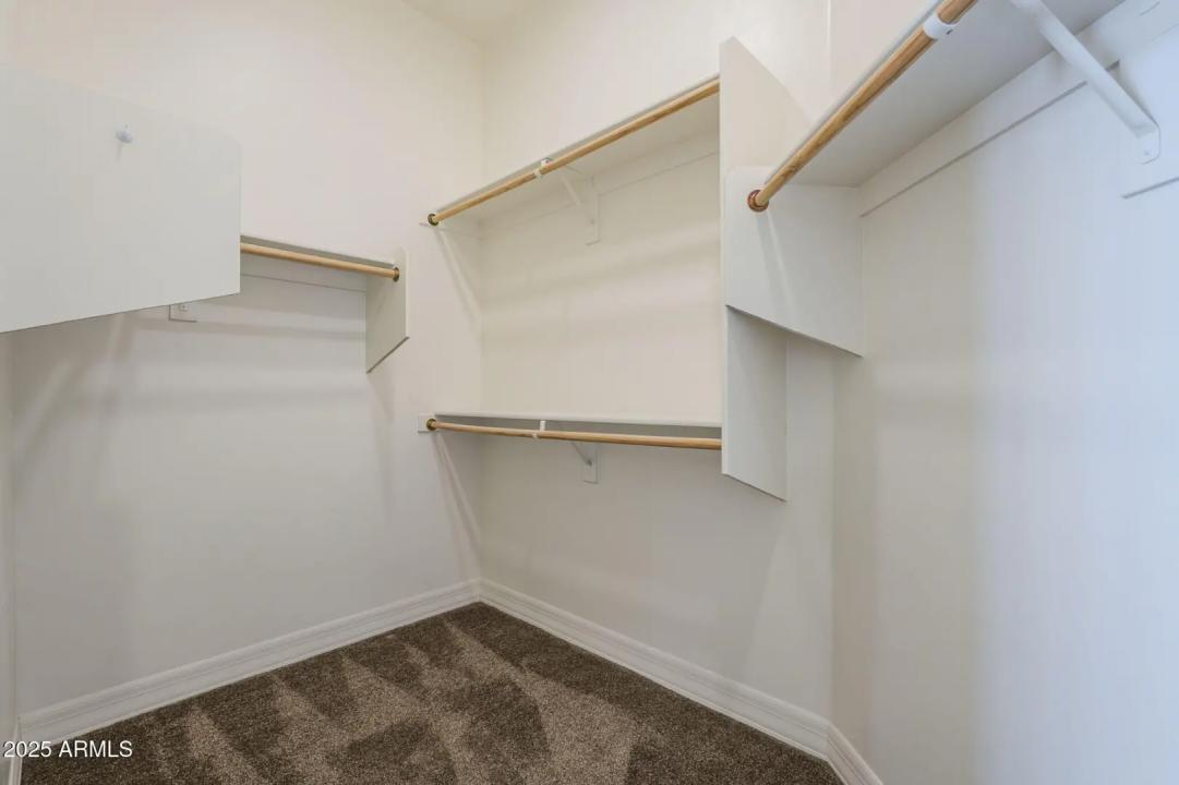 Real Estate Picture 30