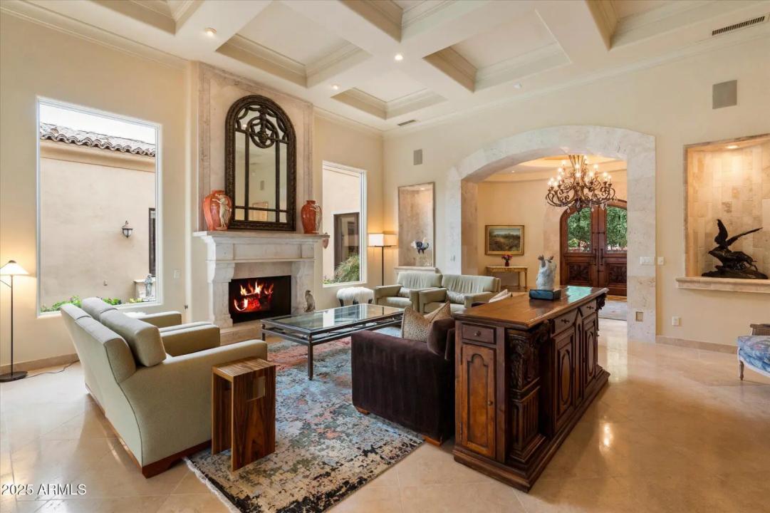Real Estate Picture 15