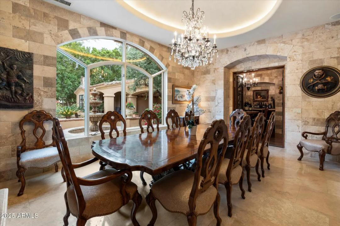 Real Estate Picture 18