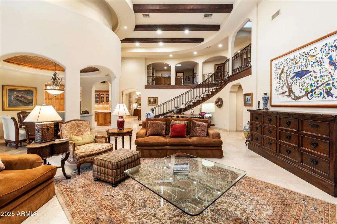Real Estate Picture 24