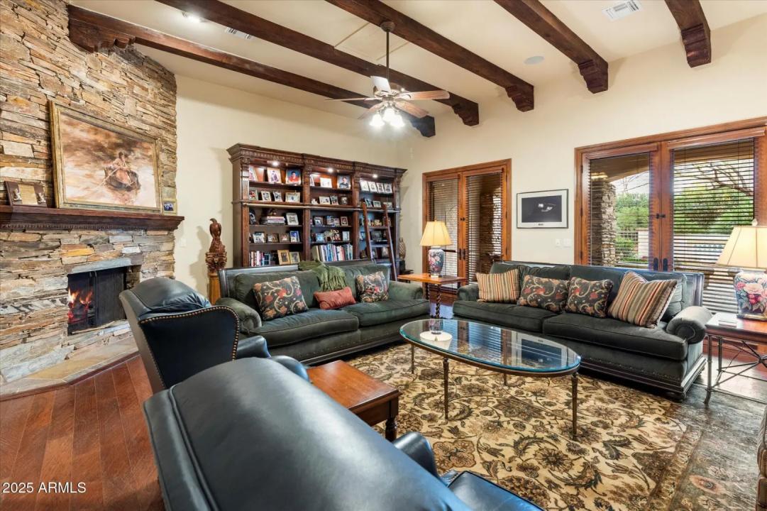 Real Estate Picture 42