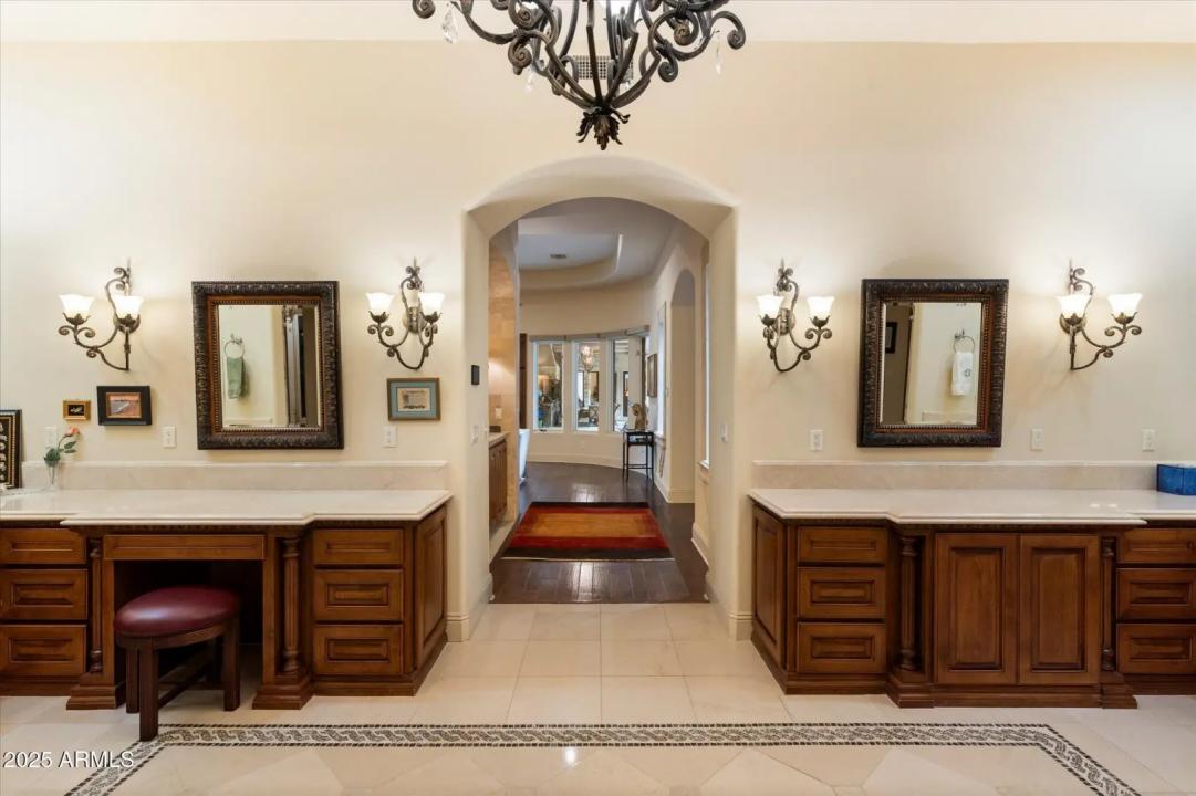 Real Estate Picture 52