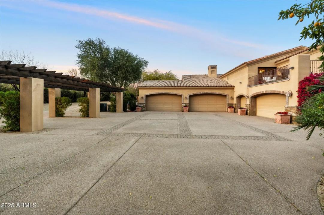 Real Estate Picture 85