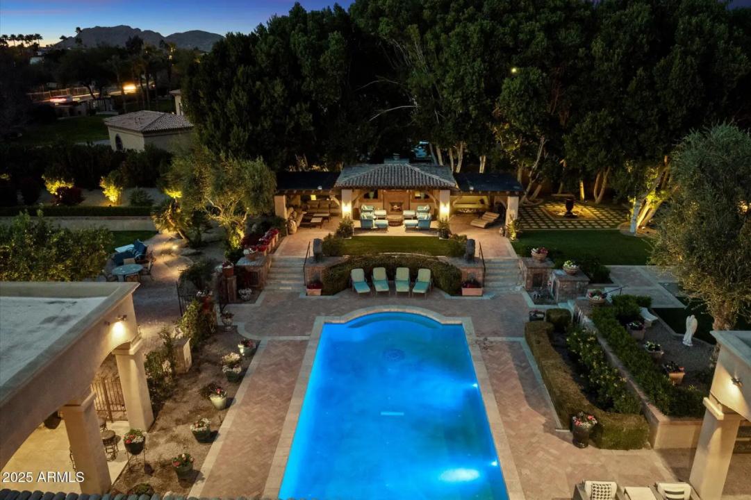 Real Estate Picture 96