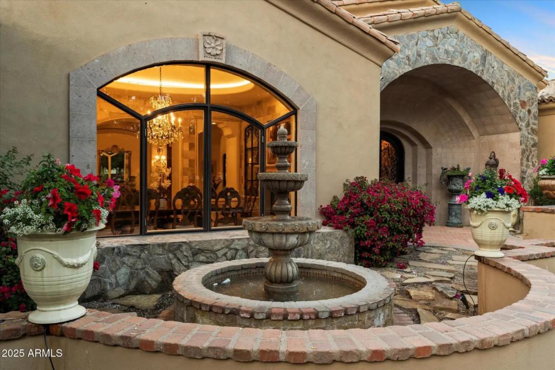 Real Estate Picture 98