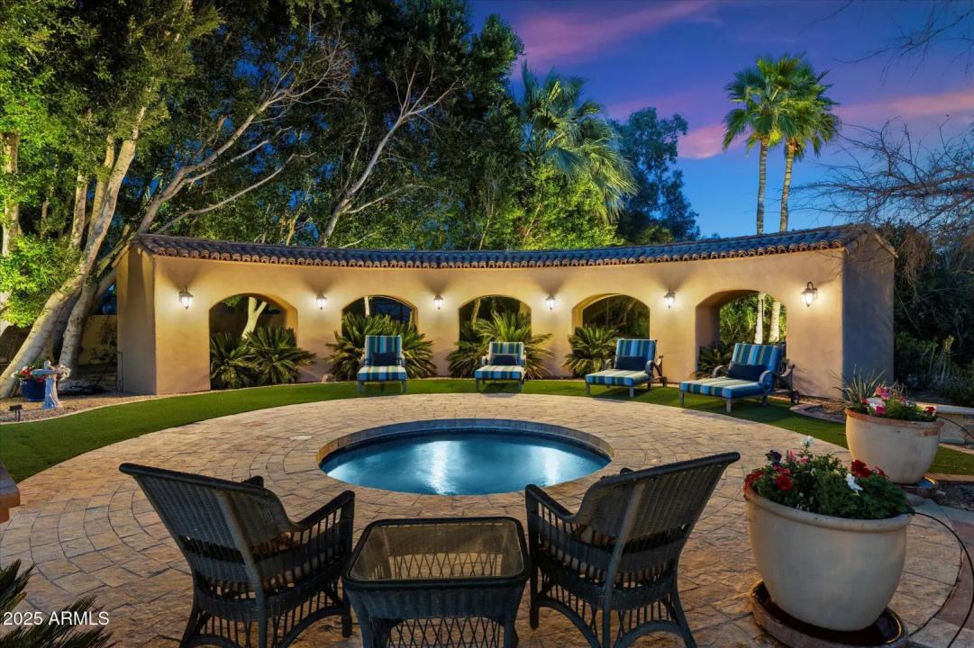 Real Estate Picture 103