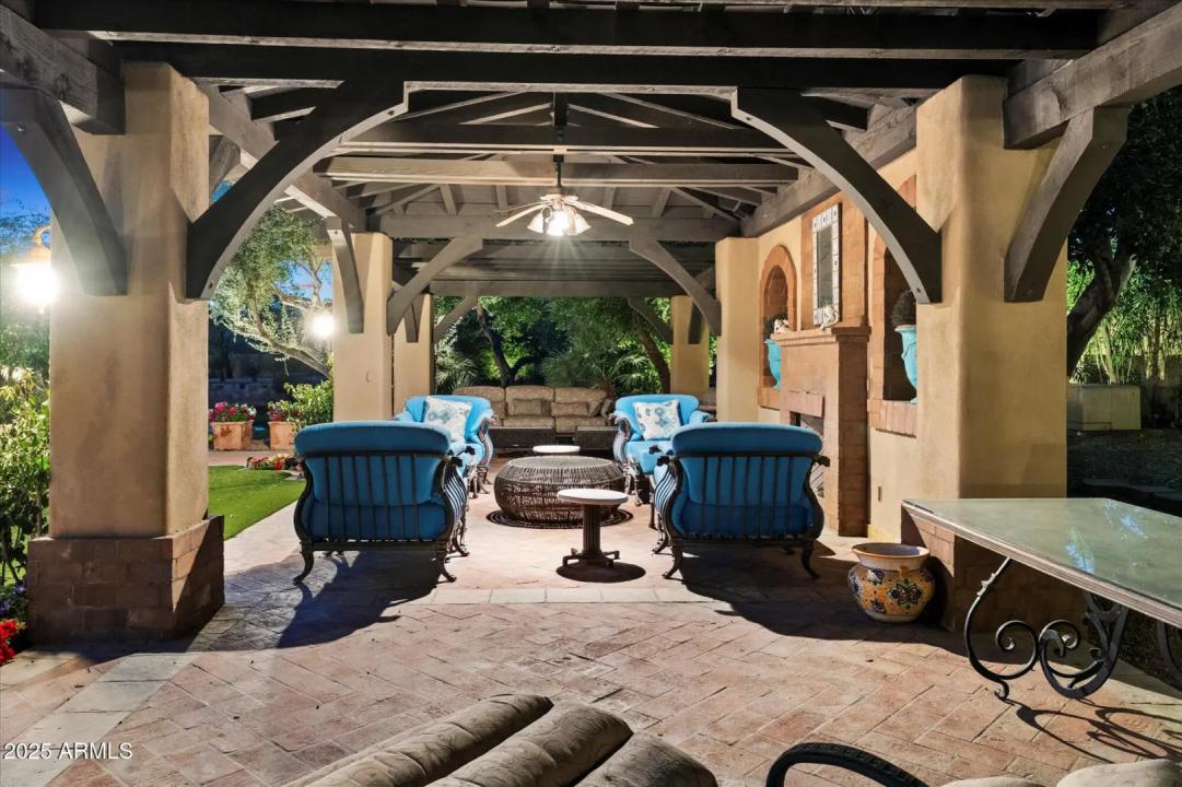 Real Estate Picture 111