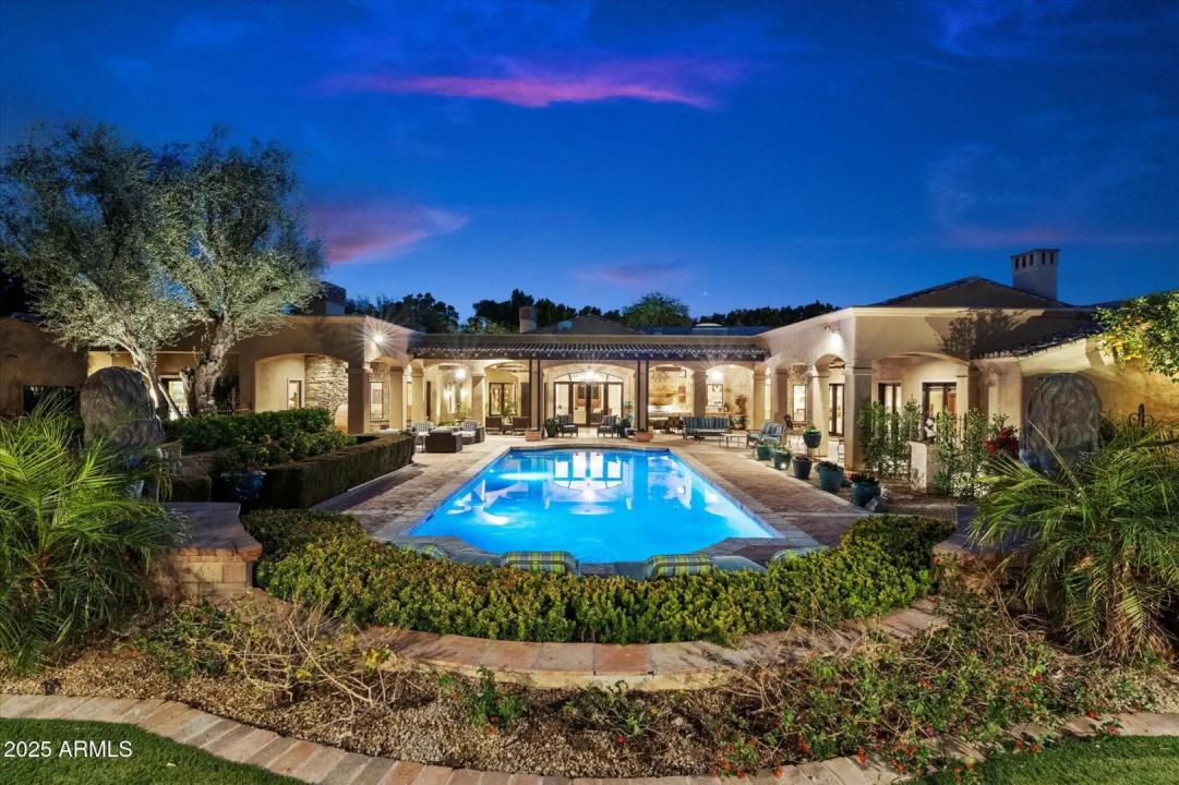 Real Estate Picture 105