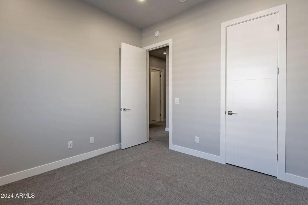 Real Estate Picture 28