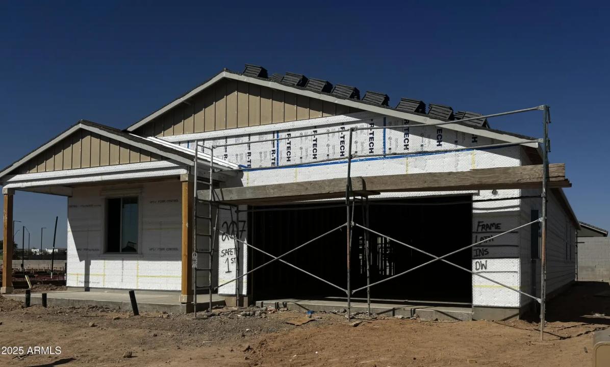 Real Estate Picture 2