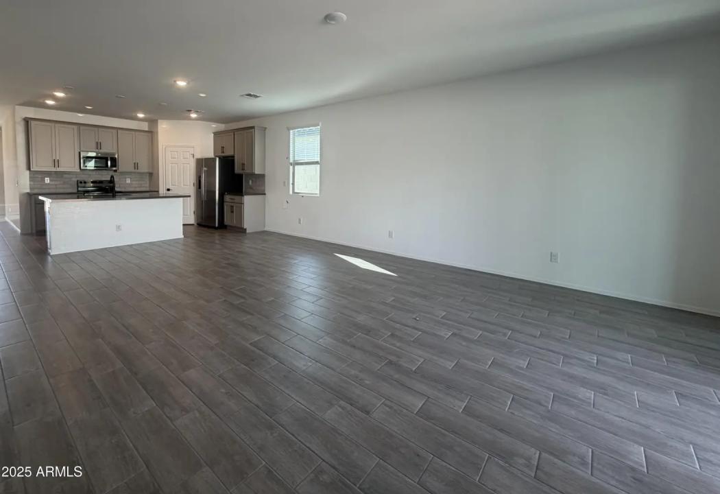 Real Estate Picture 21