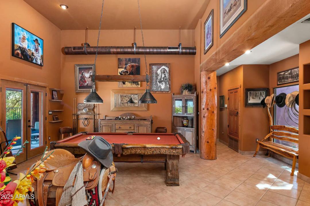 Real Estate Picture 10