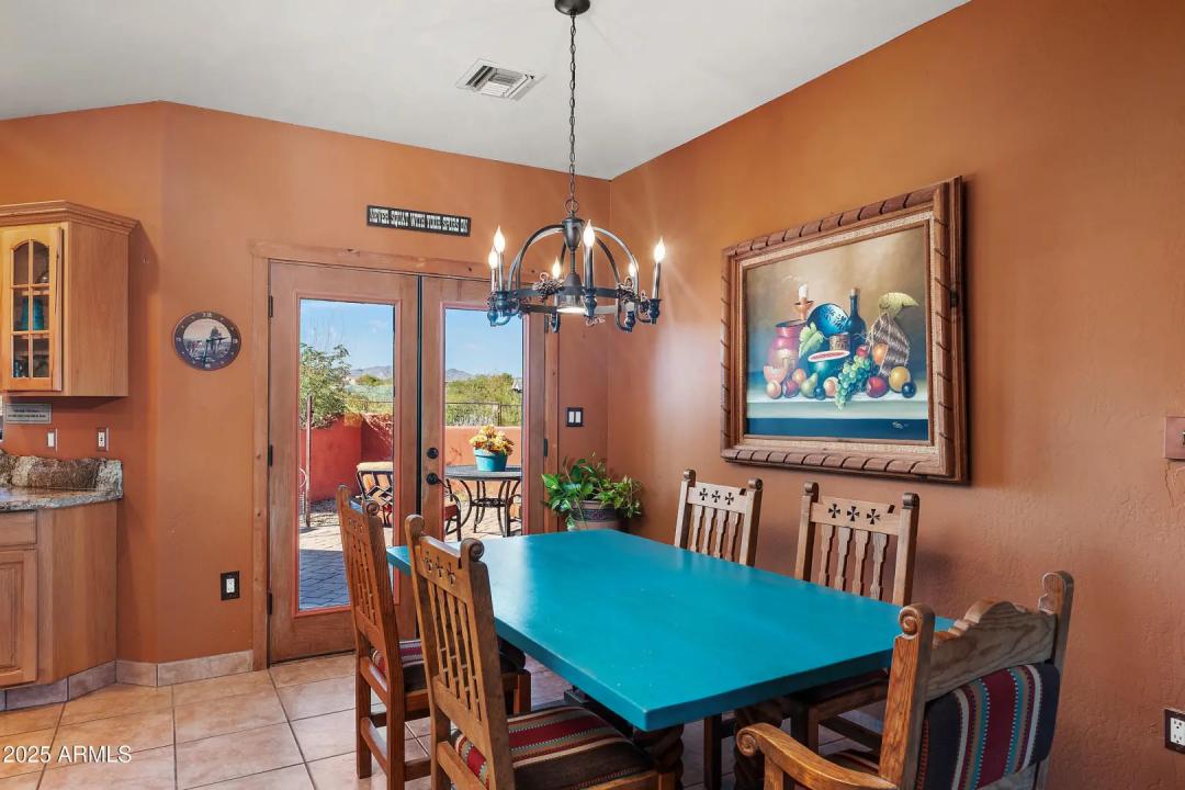 Real Estate Picture 15