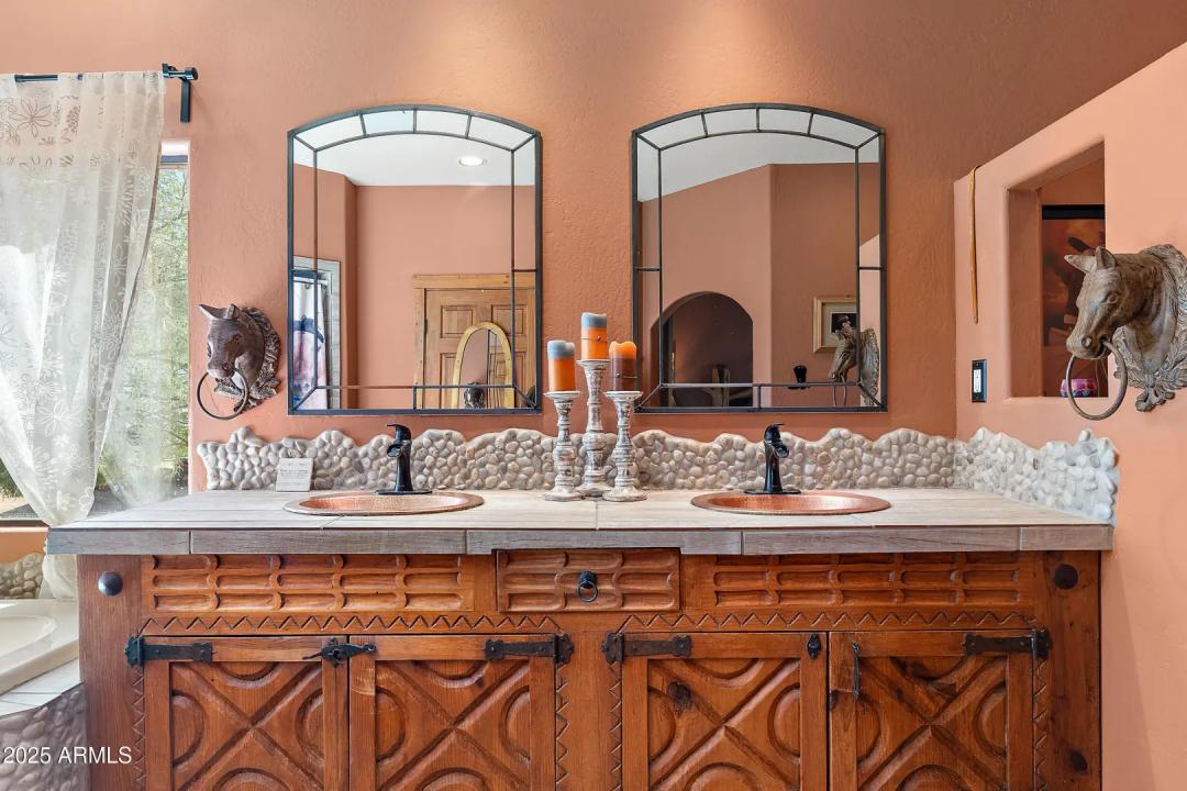 Real Estate Picture 19