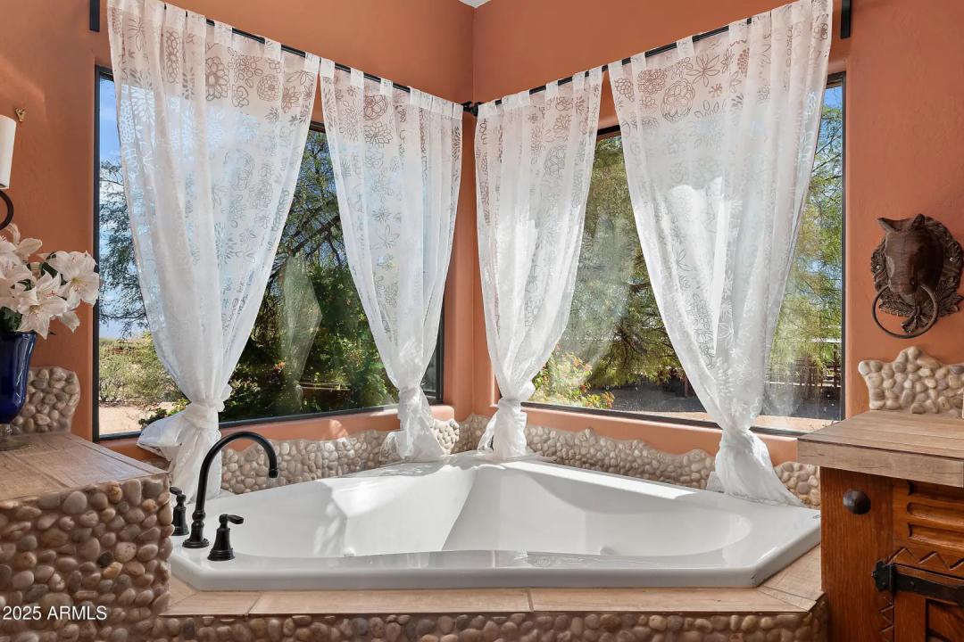 Real Estate Picture 20