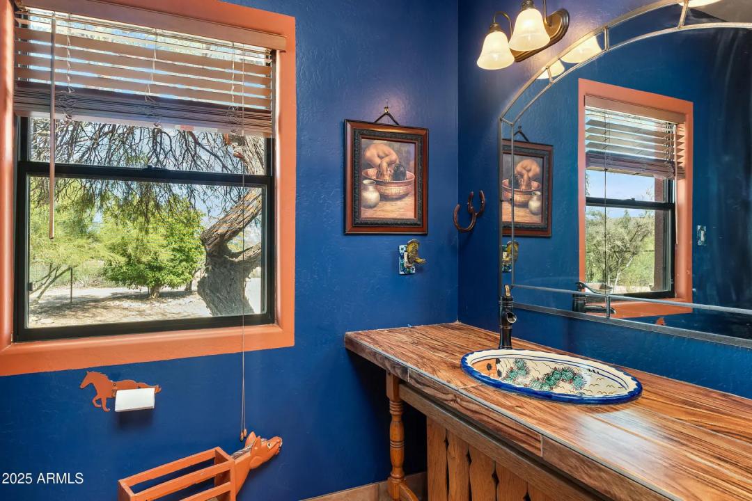 Real Estate Picture 23