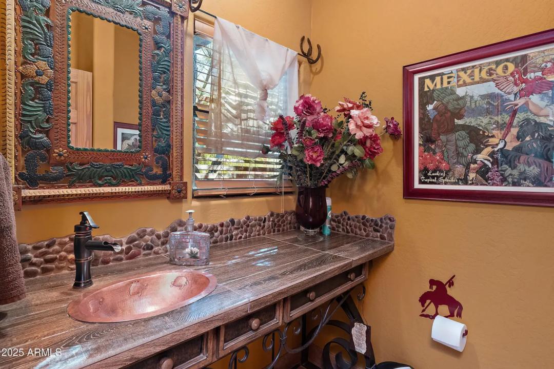 Real Estate Picture 25