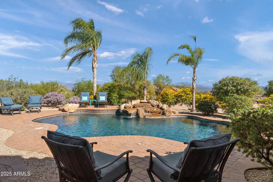 Real Estate Picture 28