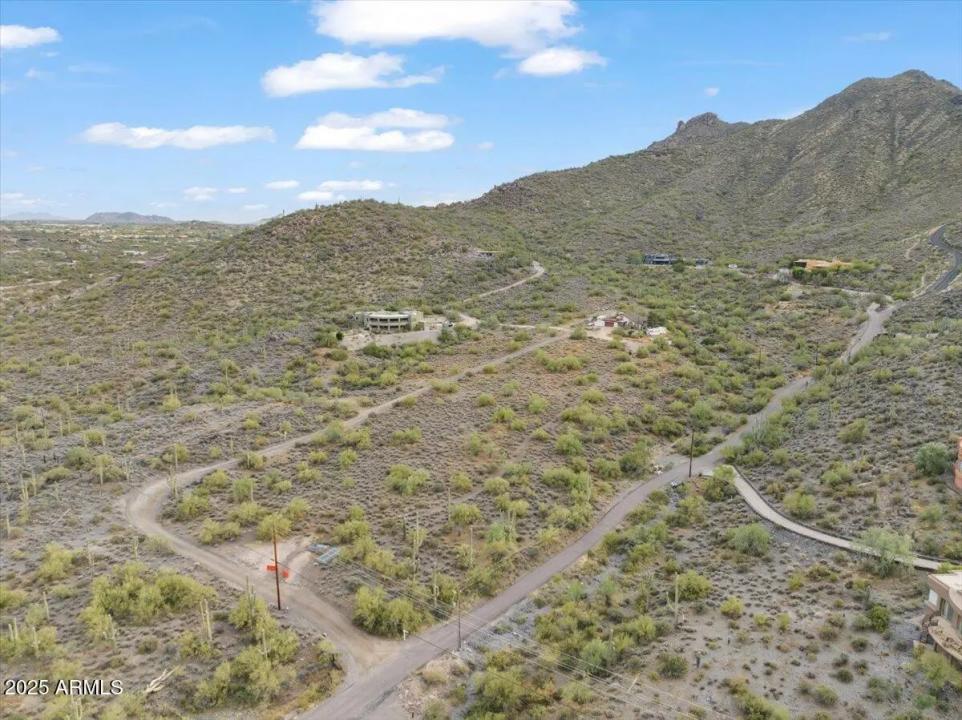 Real Estate Picture 1