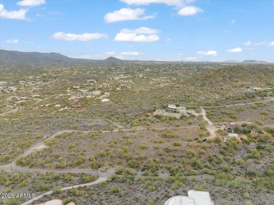 Real Estate Picture 17