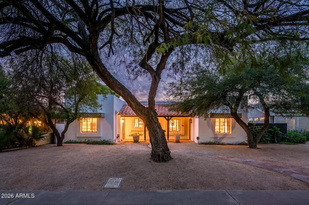 Real Estate Picture 5