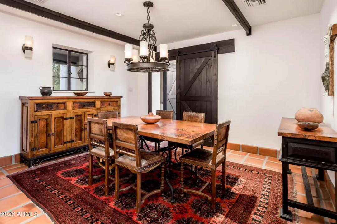 Real Estate Picture 13