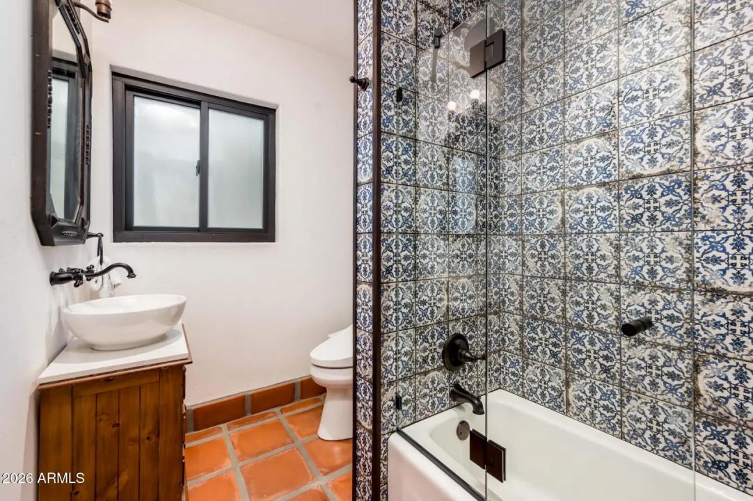 Real Estate Picture 32