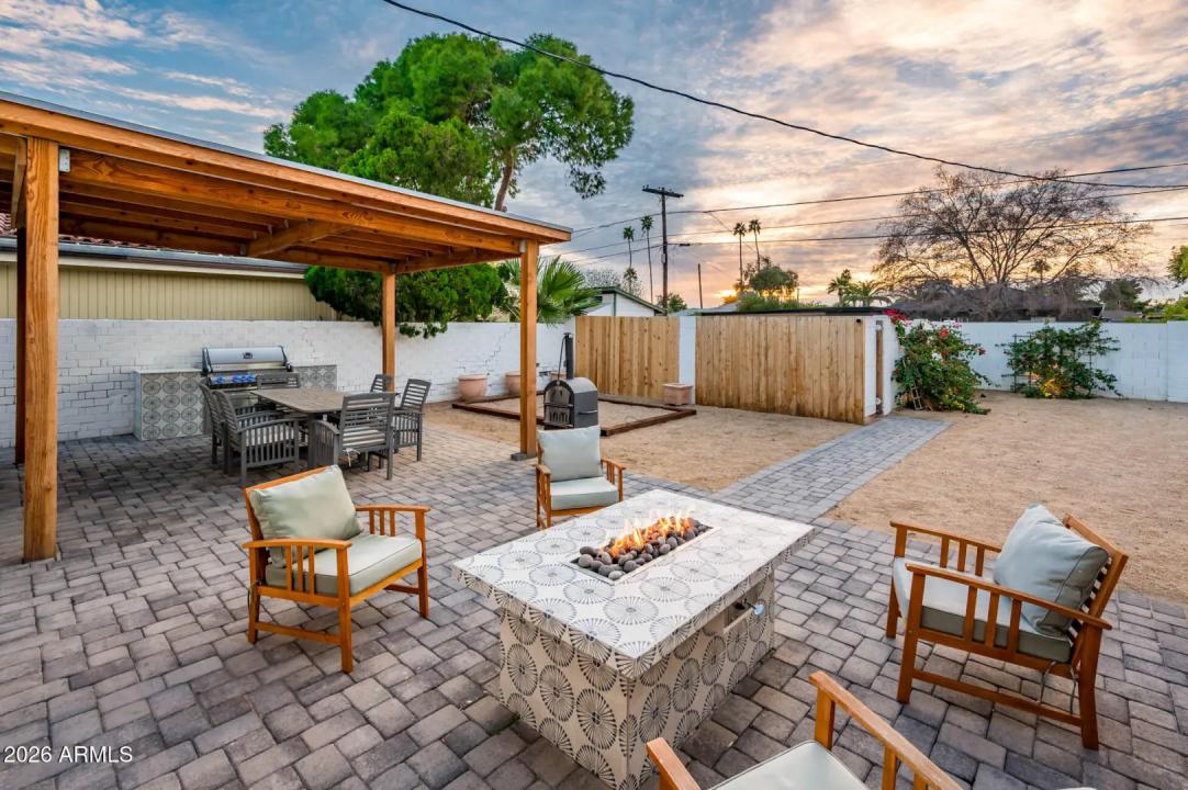 Real Estate Picture 37