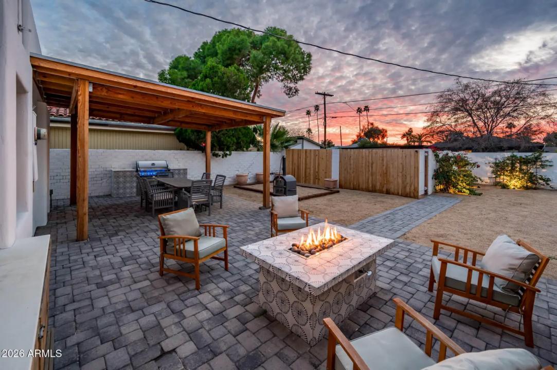 Real Estate Picture 40