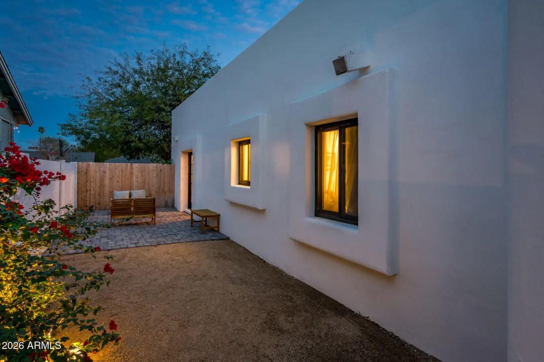 Real Estate Picture 50