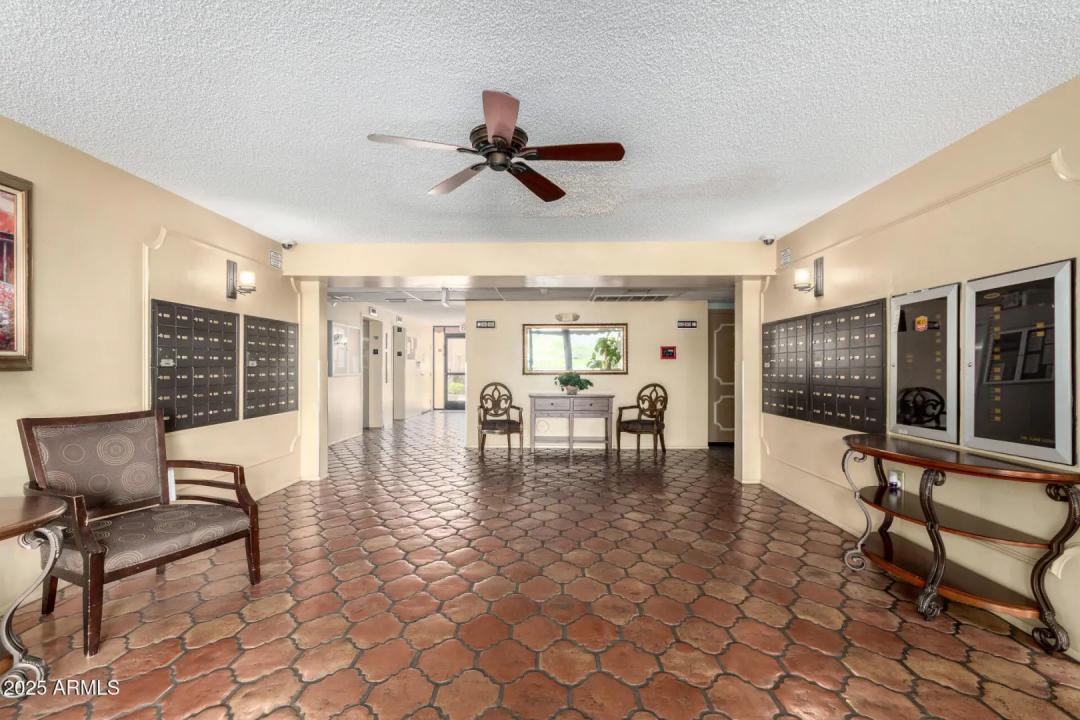 Real Estate Picture 3