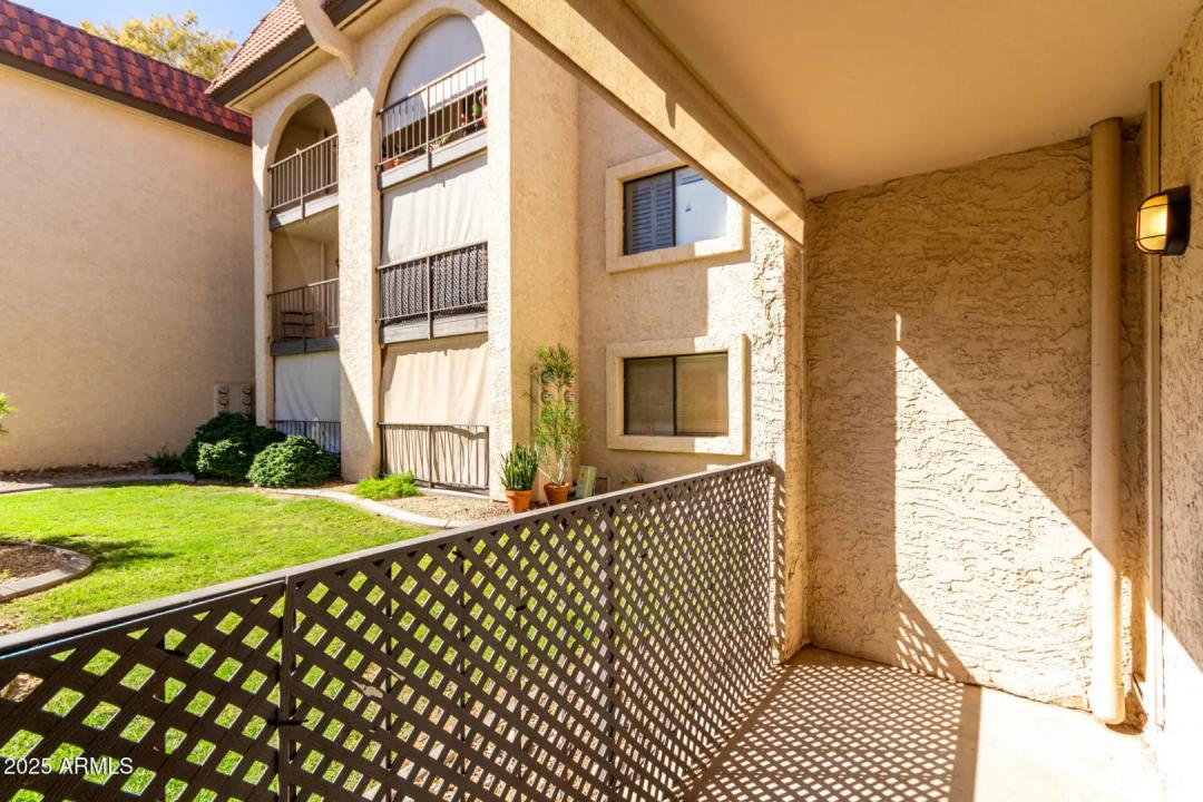 Real Estate Picture 20
