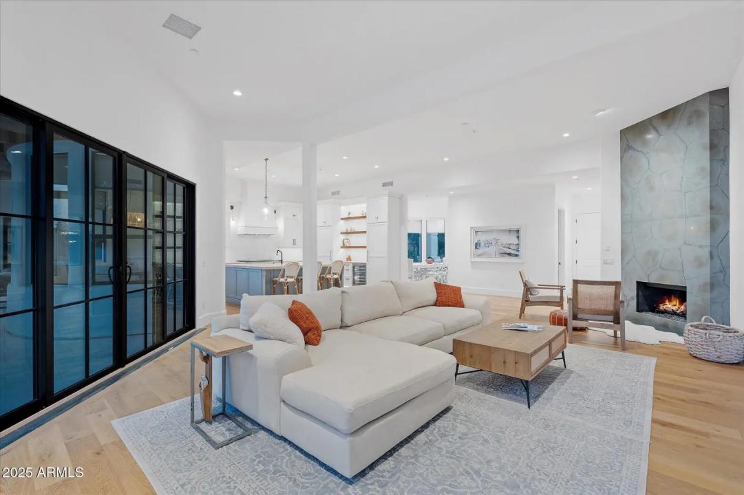 Real Estate Picture 29