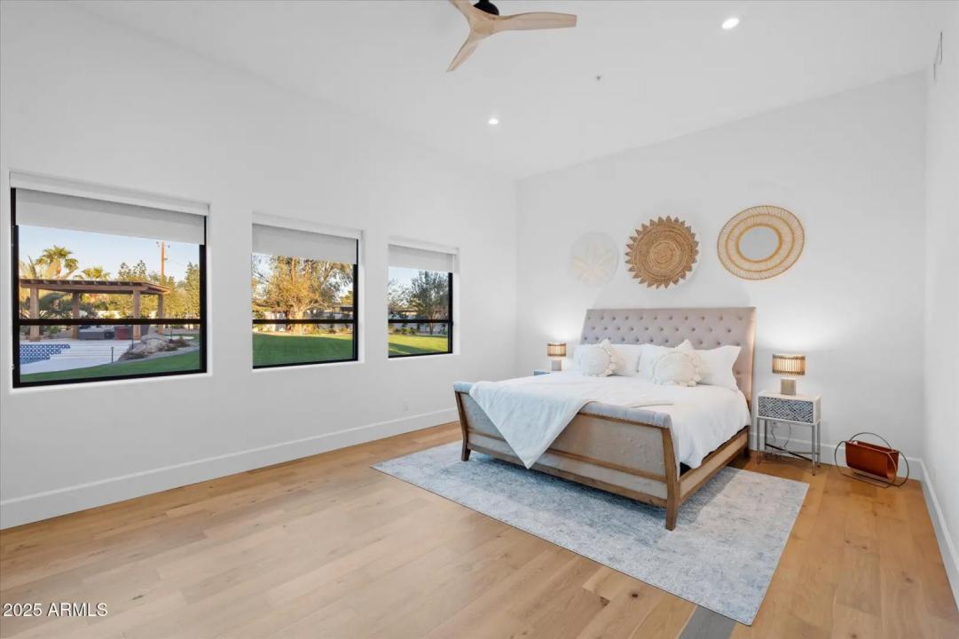 Real Estate Picture 35