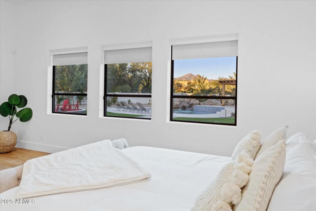 Real Estate Picture 36