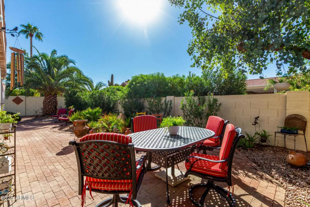 Real Estate Picture 30