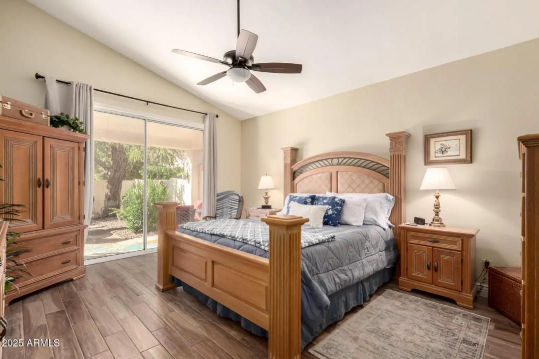 Real Estate Picture 19