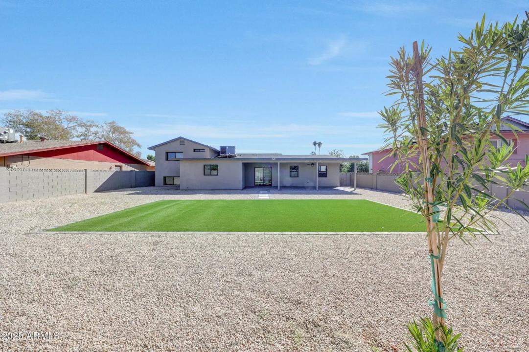 Real Estate Picture 38