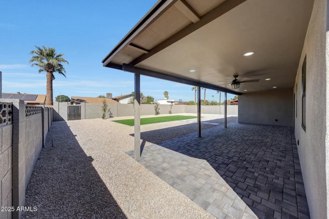 Real Estate Picture 34
