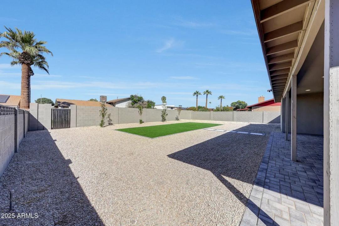 Real Estate Picture 35