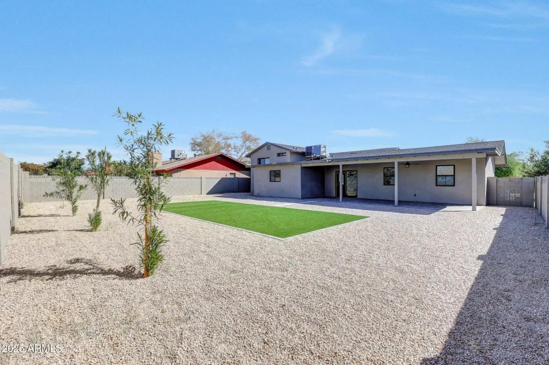 Real Estate Picture 37