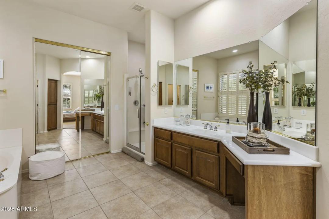 Real Estate Picture 20