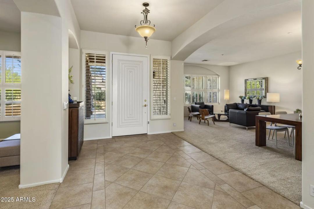 Real Estate Picture 3