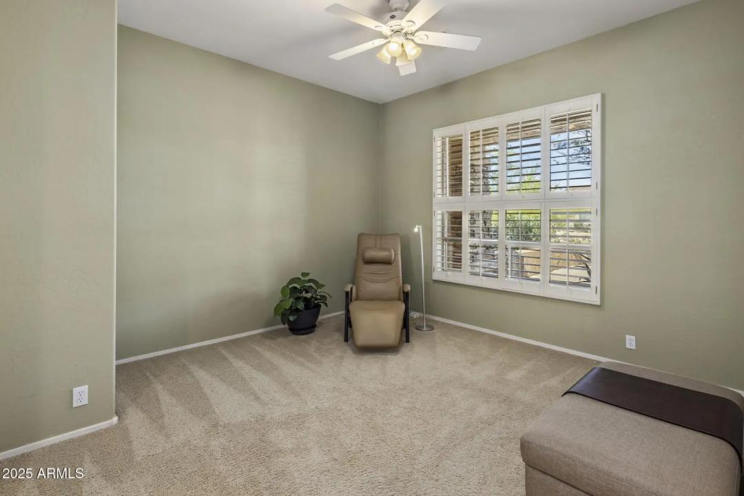 Real Estate Picture 15