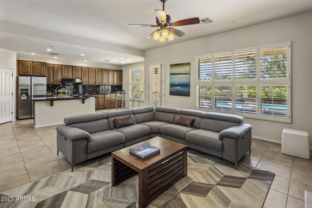Real Estate Picture 13