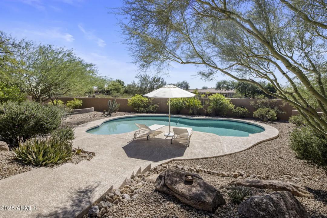 Real Estate Picture 30