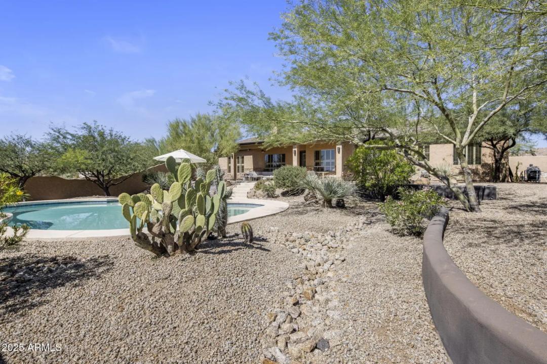 Real Estate Picture 35