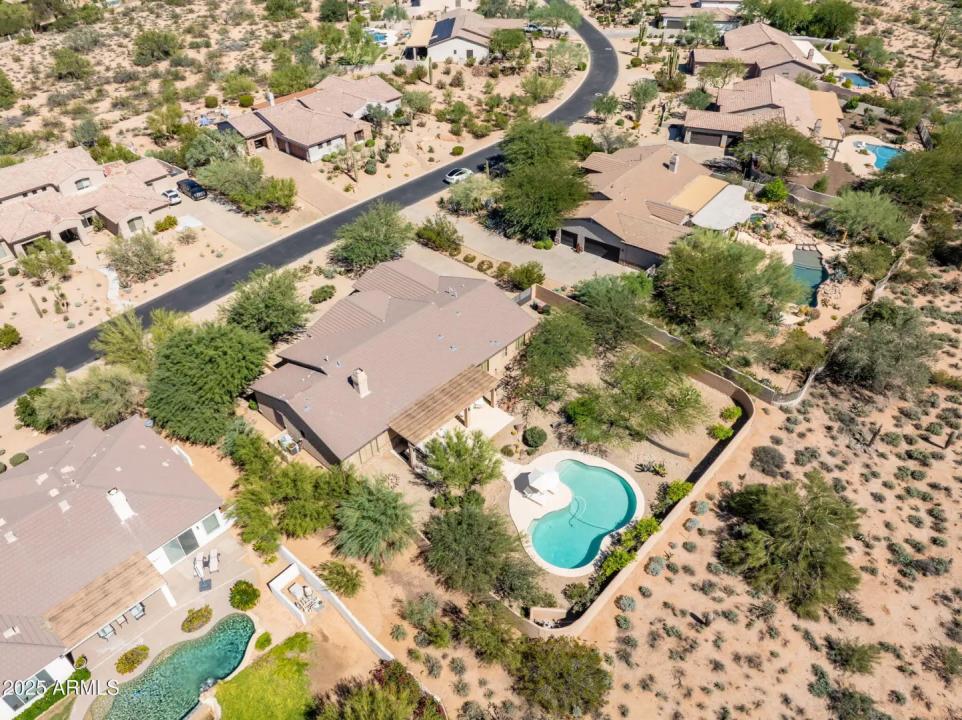 Real Estate Picture 43