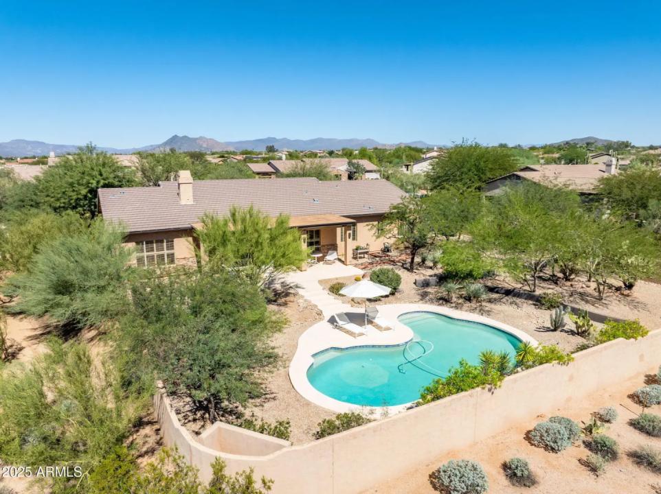 Real Estate Picture 44