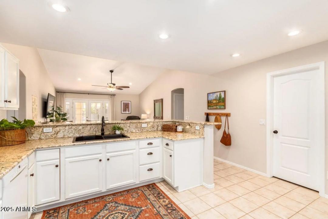 Real Estate Picture 6